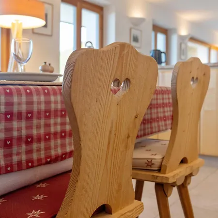 Apartment Les Aiguilles Vertes Rez Inferieur By Interhome *