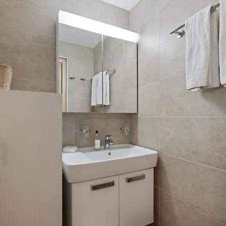 Les Aiguilles Vertes Rez Inferieur By Interhome Crans-Montana