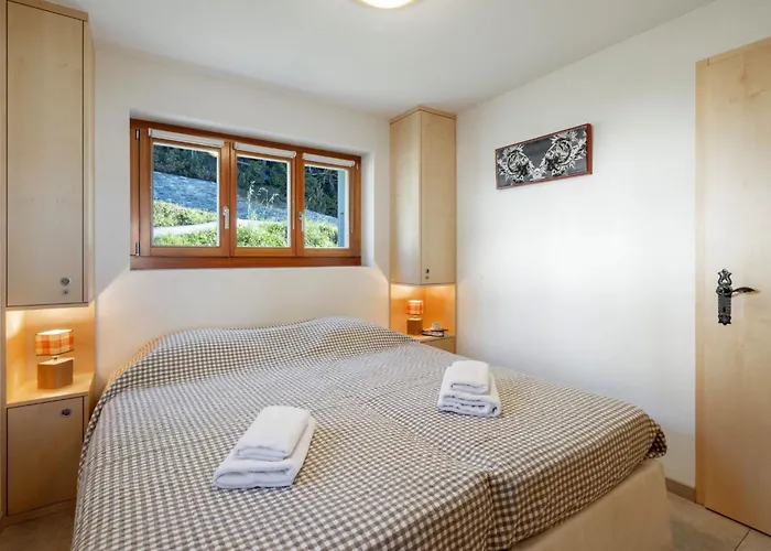 Les Aiguilles Vertes Rez Inferieur By Interhome * Crans-Montana