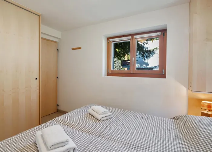 Les Aiguilles Vertes Rez Inferieur By Interhome 公寓 克莱恩 蒙塔纳