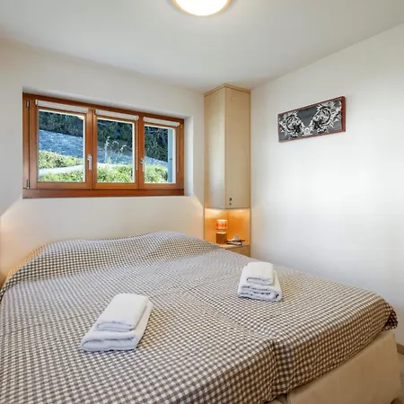 Les Aiguilles Vertes Rez Inferieur By Interhome * Кран-Монтана