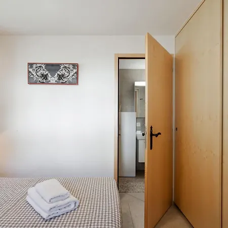 Апартаменты Les Aiguilles Vertes Rez Inferieur By Interhome