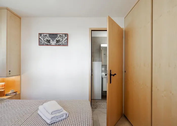 Lägenhet Les Aiguilles Vertes Rez Inferieur By Interhome